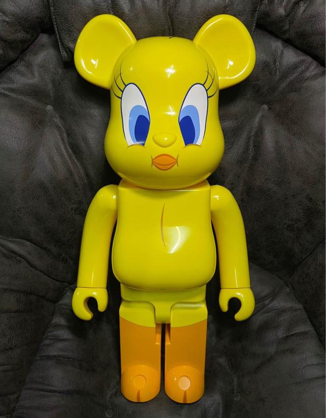 Bearbrick Looney Tunes Tweety size 1000%