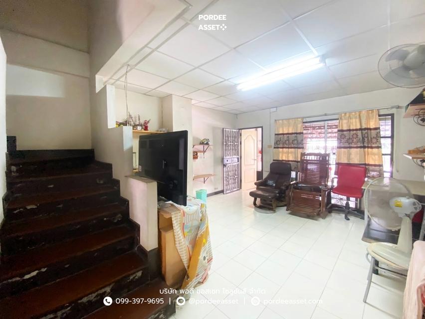 ทาวน์เฮ้าส์ 3 ชั้น หมู่บ้านลัลลี่วิลล์ ลำลูกกา-คลอง 1 ซอยบุญคุ้ม ปทุมธานี : Lully Ville Lumlukka Khlong1   6