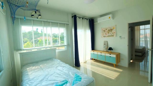 ทาวน์โฮม 2 ชั้น ห้องมุม 2 นอน 2 น้ำ ขนาด 25 ตร.ว.พื้นที่ใช้สอย 200 ตร.ม.ใกล้หาดพลา 700 ม.เฟอร์ฯครบ บรรยากาศเงียบสงบ เหมา 8