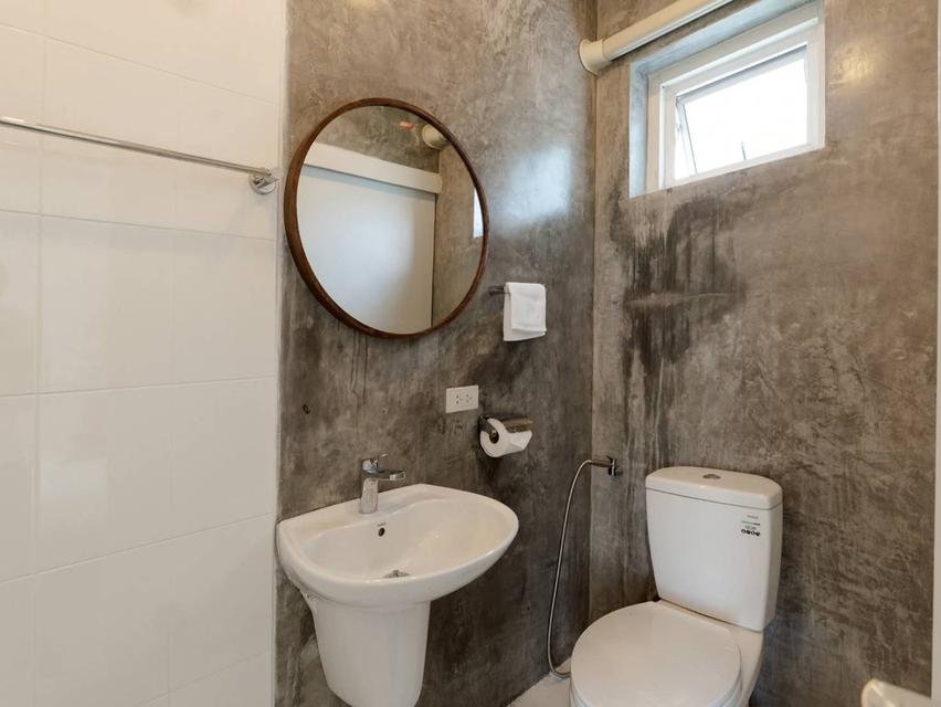 บ้าน 3 ชั้น ถนนพัฒนาชนบท 2 ซอยสุวรรณ 13