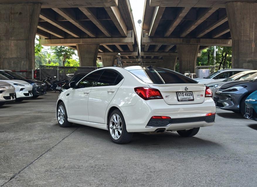 MG-6 1.8 X Fastback Sunroof รถปี 2015 จดปี 2016 รูปที่ 5