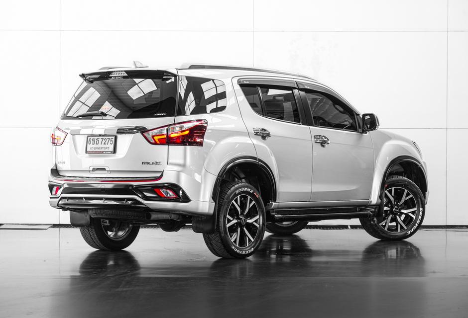 2019 ISUZU MU-X 3.0 DVD Navi THE ONYX 4WD AT สีเทา ไมล์ 127313 กม.