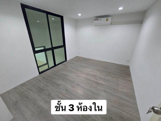 ให้เช่าโฮมออฟฟิศเล่นระดับ 7 ชั้น 300 ตรม. ลาดพร้าว 41 ทำเลดี เดินทางสะดวก ใกล้แหล่งของกิน ลาดพร้าววังหิน และโชคชัย 4 6