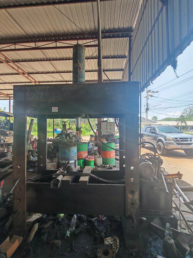 เครื่องอัดไฮดรอลิก แรงอัด 80 ตัน