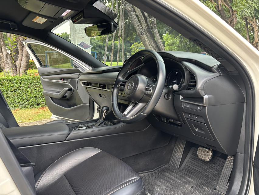 Mazda3 C sport 2.0 Hatchback 2020 มือเดียวป้ายแดง 16