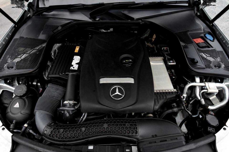 ขาย Benz C250 Coupe AMG ปี18 16