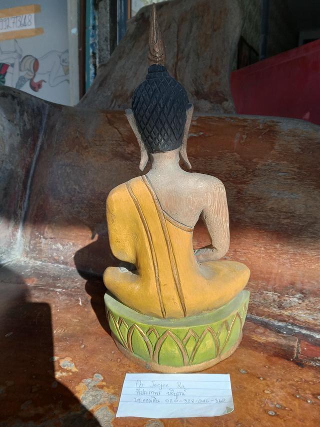 พระเนื้อไม้เก่าแกะ น่าจะทำจากไม้โพธิ์คะ 3