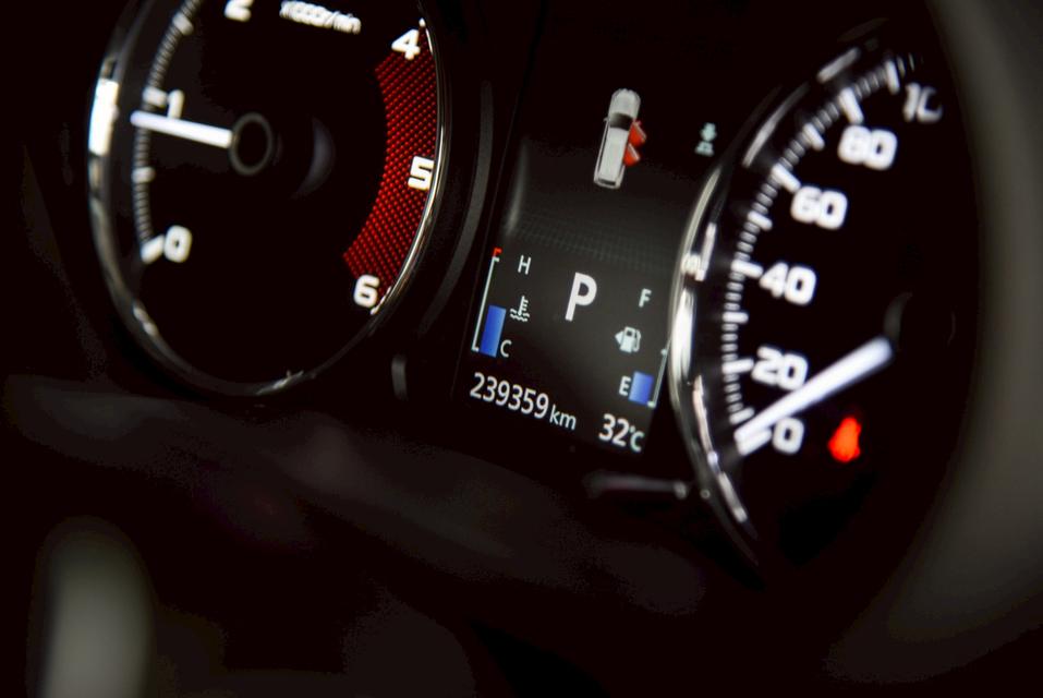 รหัสรถ CBL3327 MITSUBISHI PAJERO SPORT 2.4 GT 2WD AT 2018 16