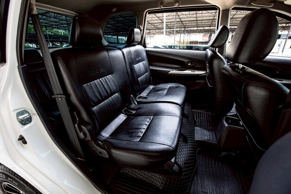 Toyota Avanza 1.5S ปี 2013 Auto สีขาว สภาพดี รูปที่ 12