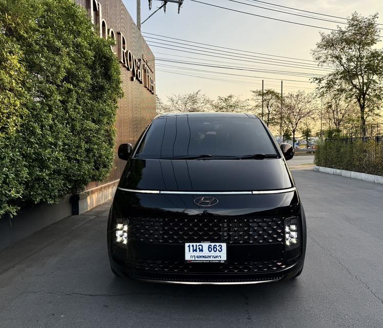 Hyundai Staria Premium Sunroof 2.2D 8AT รูปที่ 3