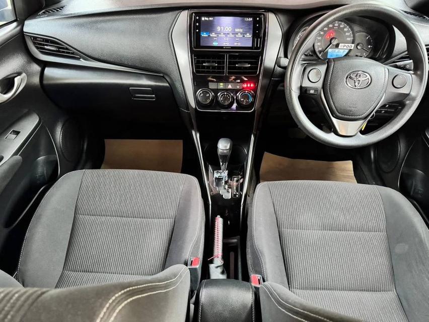#TOYOTA YARIS รุ่น SPORT เครื่อง1.2cc. เกียร์AUTO ปี 2024 #รถมือเดียวป้ายเเดงไมล์แท้100%คะ วิ่งมาน้อยมากๆๆคะ10;xxxกว่ากิโลคะ #ฟรีดาวน์0บาท  6