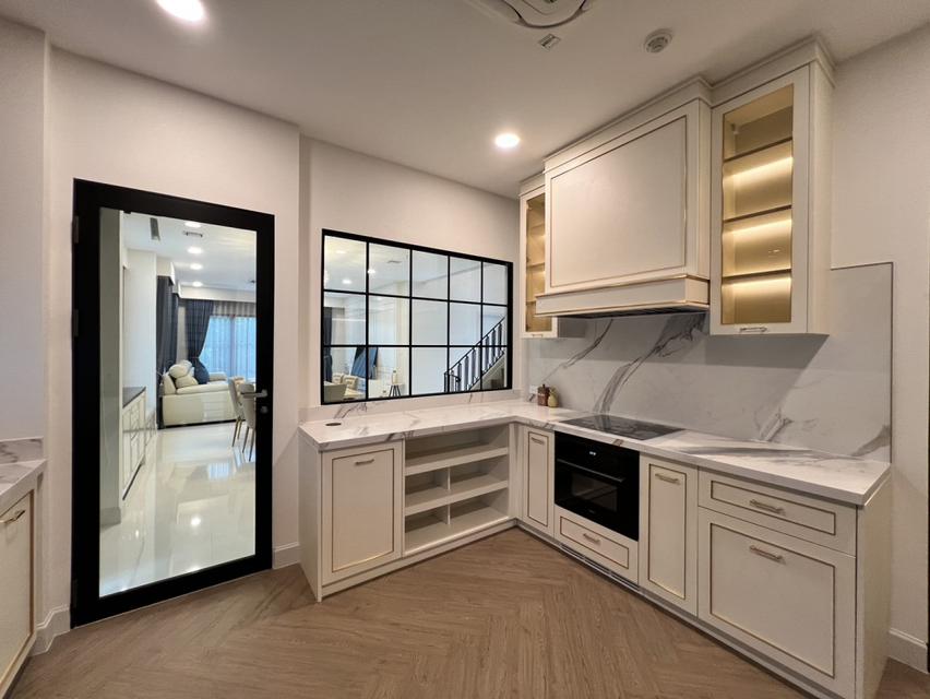 ให้เช่าคฤหาสน์หรู นันทวัน พระราม 9 – กรุงเทพกรีฑาตัดใหม่ | แปลงมุม 107 ตร.วา | 4 ห้องนอน + แม่บ้าน | เฟอร์ฯ ครบ พร้อมอย 5