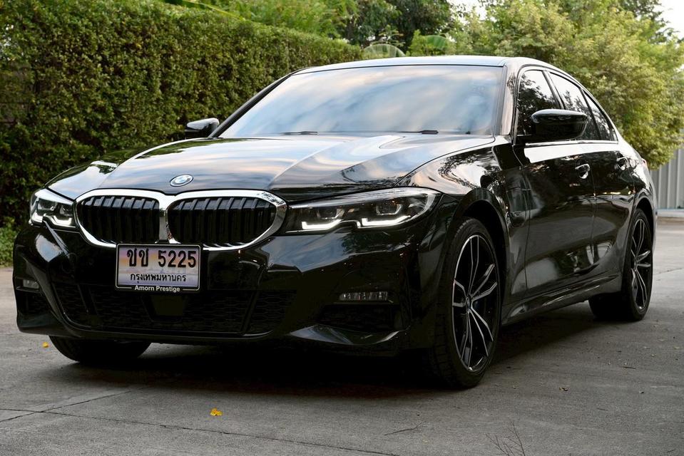 BMW 330e M-sport 2022 สีดำ Bsi /Warranty ถึง 30052027