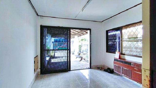 MRTสัมมากร 2กม.ให้เช่าบ้านเดี่ยว 2 ชั้น 92ตร.วา. ซ.รามคำแหง 114-120 290ตร.ม. เฟอร์ บิวท์อิน 3นอน 2น้ำ รร.นานาชาติสกอต 50 5