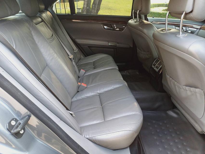 ท้าชนสวยที่สุดในรุ่น 2008 BENZ S Class 300L Sunroof ประตูดูด 12