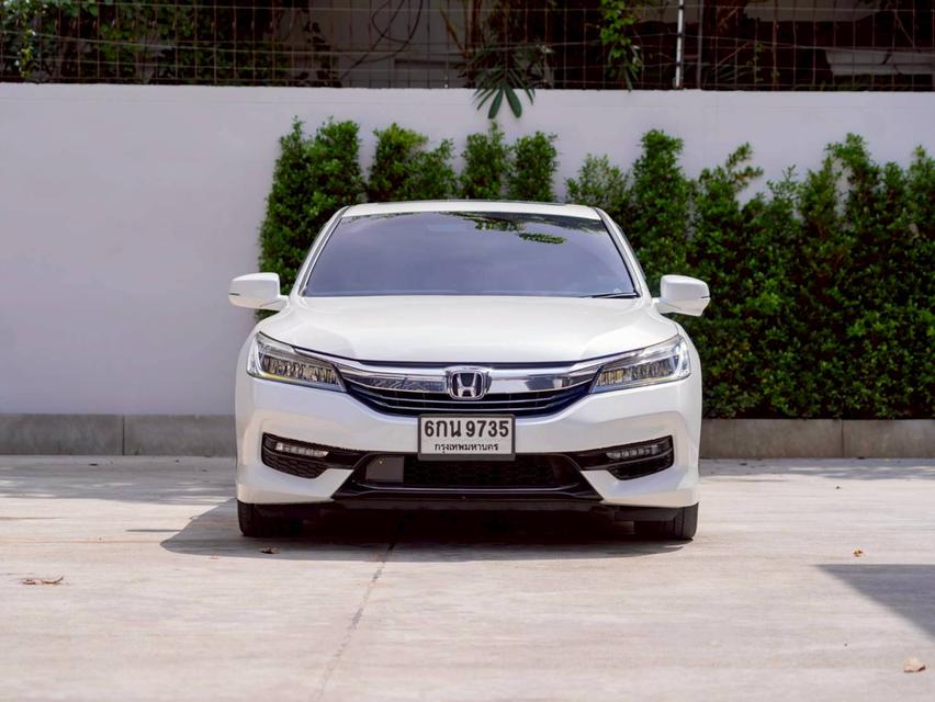 Honda Accord 2.0Hybrid Tech ปี17
