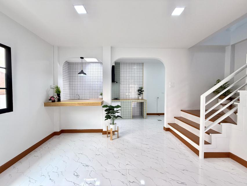 หมู่บ้านอมรทรัพย์ อยู่วิทยา 8