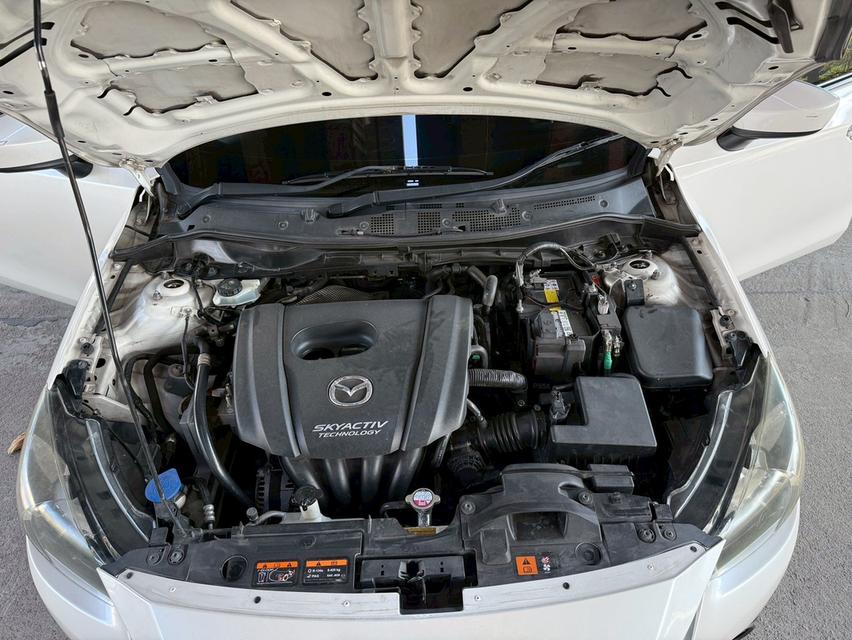 ขายรถ mazda2 1.3 High Sedan ปี 2015 สีขาว เกียร์ออโต้ 16