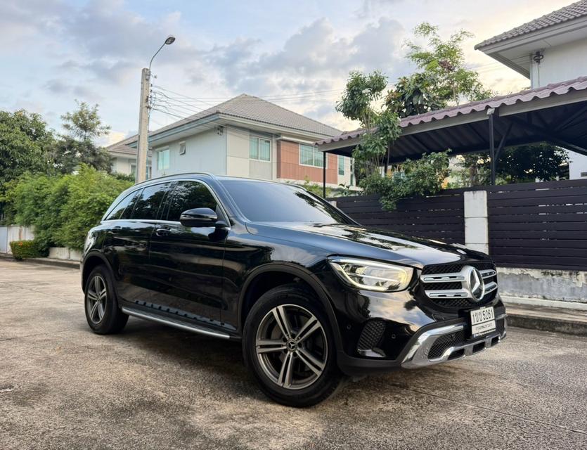 Mercedes-Benz GLC220d Avantgarde 2020 สีดำ รถสวยไมล์น้อย รูปย่อยที่ 3