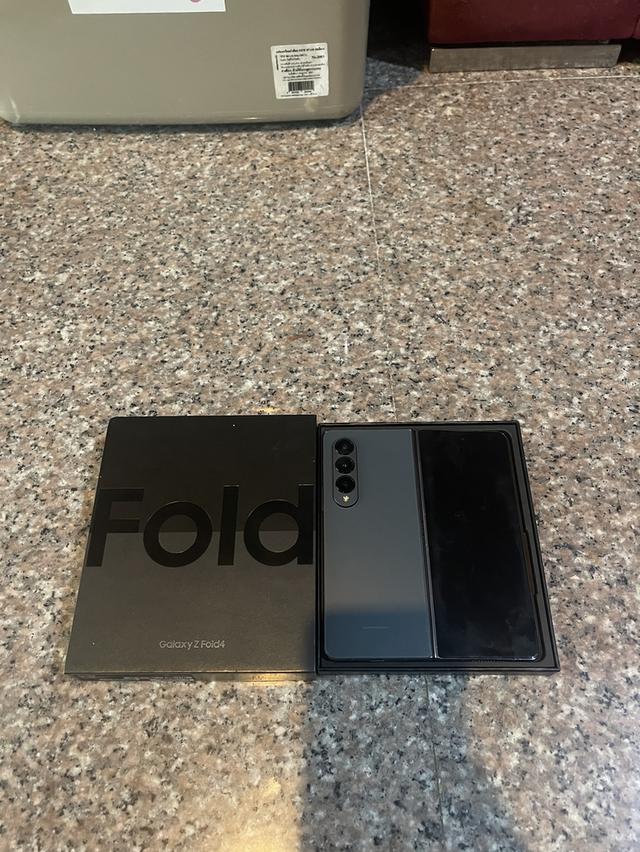 ขายSamsungFold4สีใหม่หายากGray Green512กิ๊กสูนTrueยกกล่องอีมี่ตรงไร้รอยตกใช้งานดีทุกๆฟังชั่นถูกมากก
