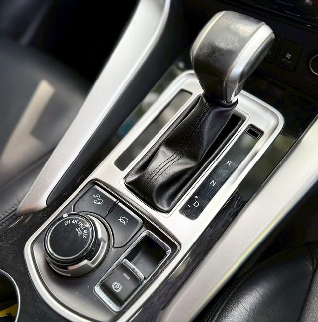 Pajero 2.4 GT Premium NAVI 4WD รถมือเดียวป้ายแดง ปี2015 เข้าเช็คศูนย์ทุกระยะ 17