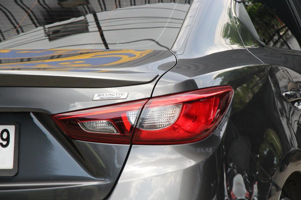Mazda 2 1.3 HIGH AUTO ปีจดทะเบียน 2019