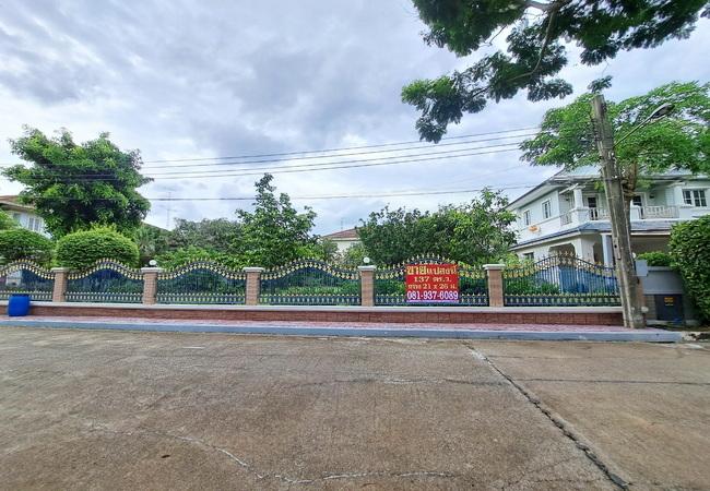 ขายที่ดิน ในหมู่บ้านนันทวัน รามอินทรา-วัชรพล เนื้อที่ 137 ตร.ว. แปลงสวย ราคาต่อรองได้ 2