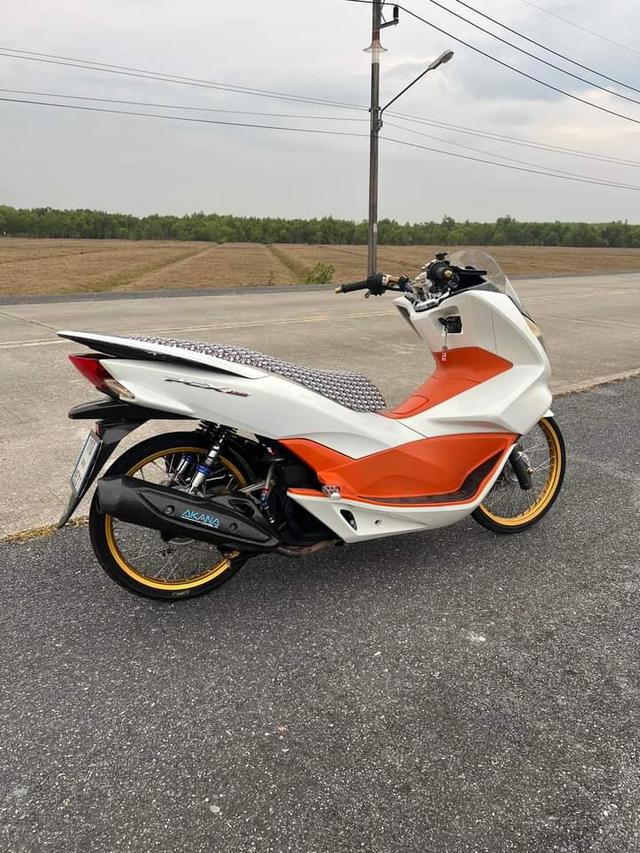 Honda pcx ขาวส้ม