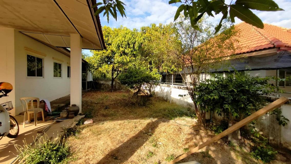 บ้านพร้อมที่ดิน 137 ตารางวา 6