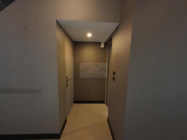 ให้เช่าทาวน์โฮม 3 ชั้น 29.9 ตร.ว. The Landmark เอกมัย-รามอินทรา Luxury ใกล้เลียบด่วน 2