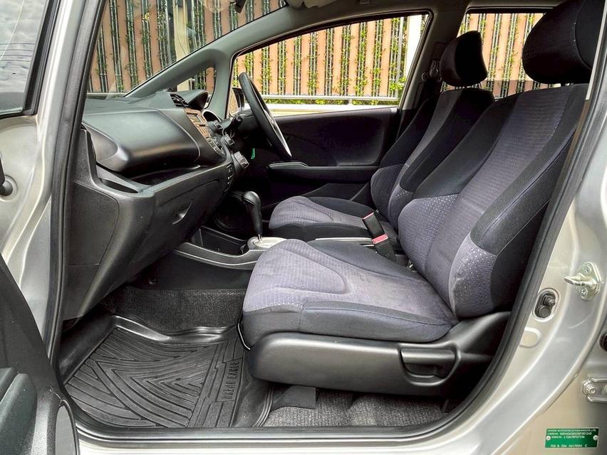HONDA JAZZ 1.5 S (โฉมGE) ปี 2010 เกียร์AUTO 8