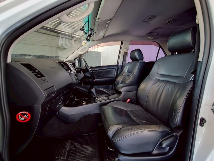 TOYOTA FORTUNER 2.5 V CHAMP 2WD เกียร์ออโต้ ปี2014 สีขาว 13