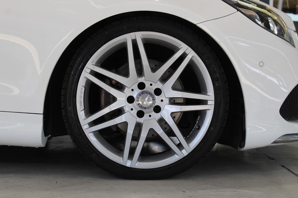 รหัสรถ JRS5576 ✨ Mercedes-Benz E200 Cabriolet ปี 2014 สีขาว (White Diamond) ✨ รูปที่ 5