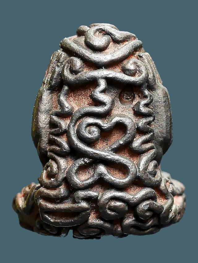 พระปิดตาอุตตโม เนื้อนวะ หลวงปู่ทิม วัดละหารไร่ ปี 2518...เก่า เดิมๆ สวยแชมป์ รูปที่ 3