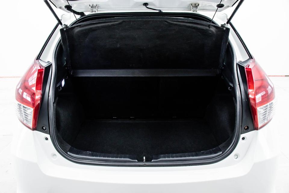 รหัสรถ 3A710 YARIS 1.2 E 2015 9