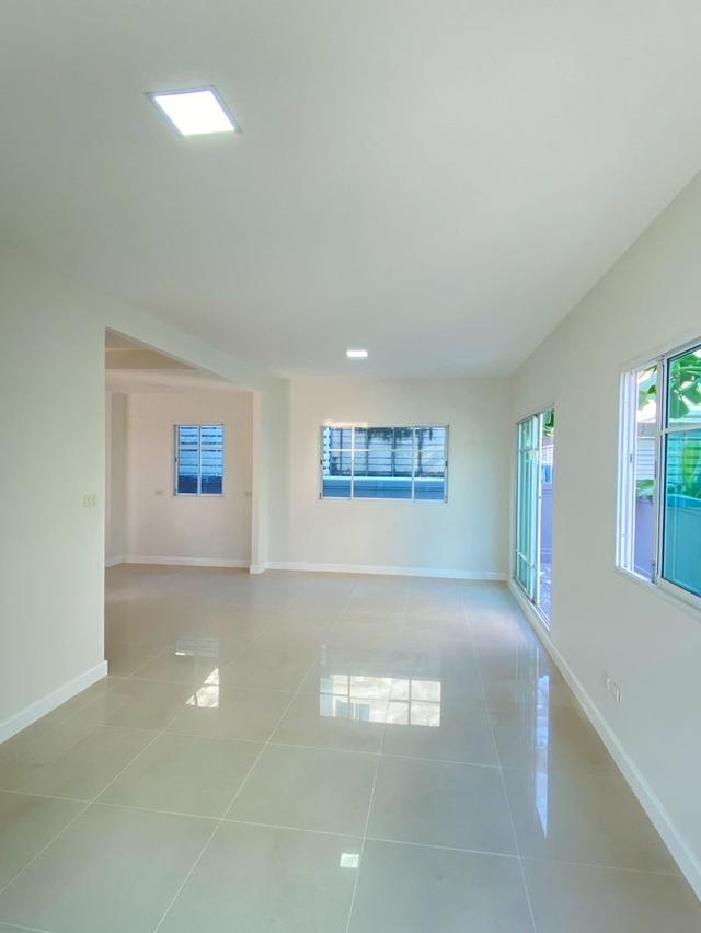 ขายบ้านเดี่ยว 2 ชั้น เนื้อที่ 52.9 ตร.ว.หมู่บ้านภัสสร 19 ซอย 36 ถนนจตุโชติ แขวงออเงิน เขตสายไหม กรุงเทพฯ 7