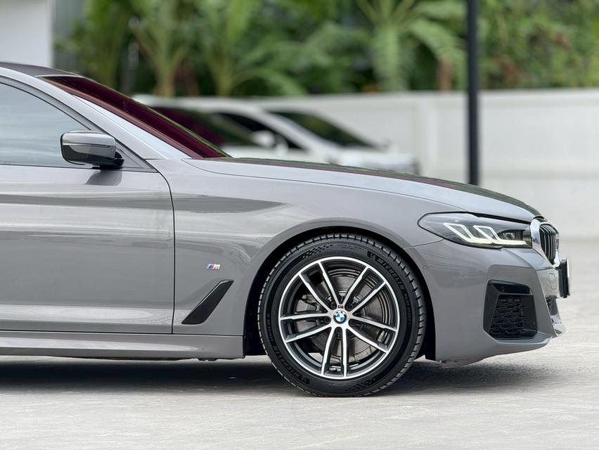 BMW SERIES 5 520d M SPORT 2021