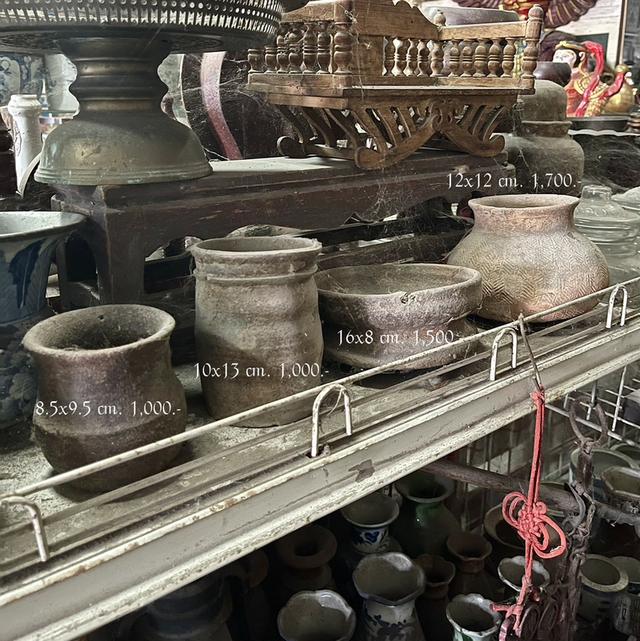 เครื่องปั้นดินเผาโบราณ เครื่องปั้นดินเผาบ้านเชียง ภาชนะดินเผาโบราณ หม้อดินเผาโบราณ 3