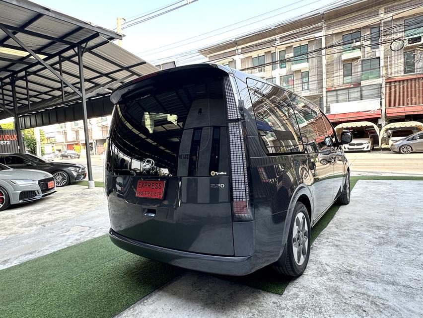 รถตู้ 11 ที่นั่ง HYUNDAI STARIA 2.2 SEL จดทะเบียนปี2022 ฝาท้ายไฟฟ้า บันไดข้างพับเก็บได้ รูปที่ 5