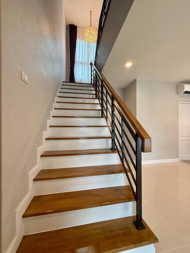 U1411 ให้เช่าบ้านเดี่ยว 2 ชั้น หมู่บ้านเซนโทร วิภาวดี โครงการ Centro vibhavadee ใกล้โรงเรียนนานาชาติฮาโรลด์ วิภาวดี บ้านใหม่ บ้านพร้อมเฟอร์ครบ ทำเลดีเ 16