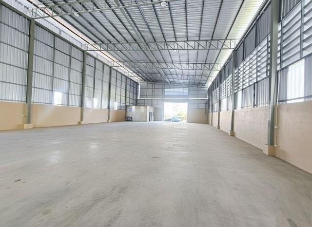 ซ.บางกระดี่ 22-32 หลังคาสูง รง2 ไฟฟ้า 3เฟส ให้เช่าโกดัง 200 ตร.วา. 800 ตร.ม. CJ 7-11 BigC mini ตลาดมิตรมงคล888 1กม. 8