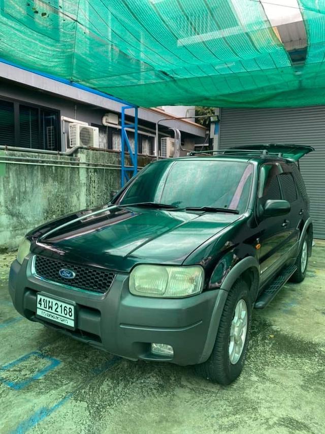 ขาย Ford Escape สีดำ พร้อมขับขี่ได้เลย