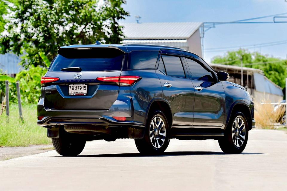 Toyota Fortuner 2.4Leader ปี23 รูปที่ 7