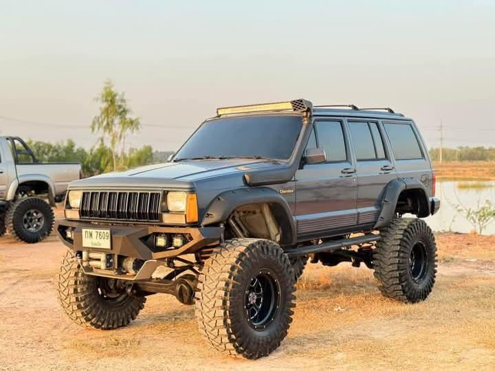 JEEP CHEROKEE แต่งสวย 3