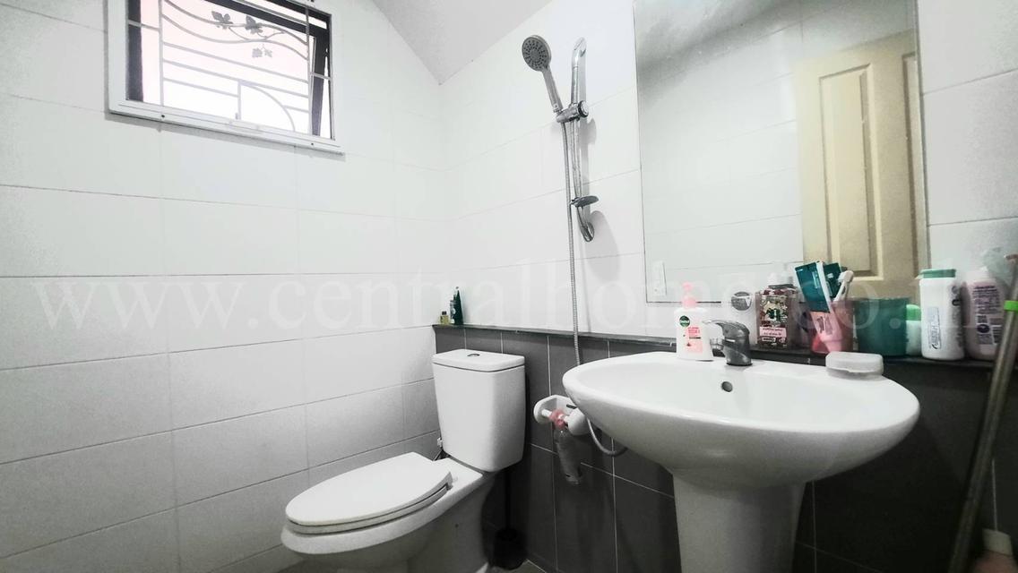 บ้านแฝด โกลเด้น อเวนิว แจ้งวัฒนะ - ติวานนท์  17