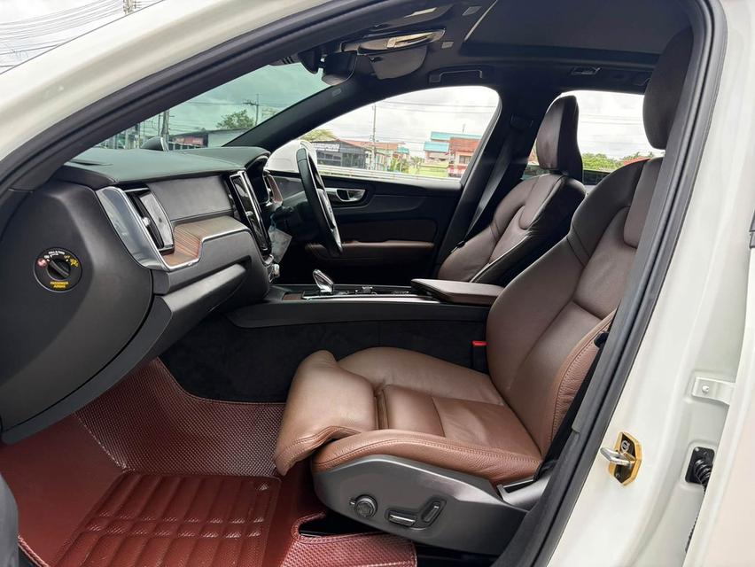 Volvo XC60 2.0Recharge T8 AWD ปี21 รูปที่ 14