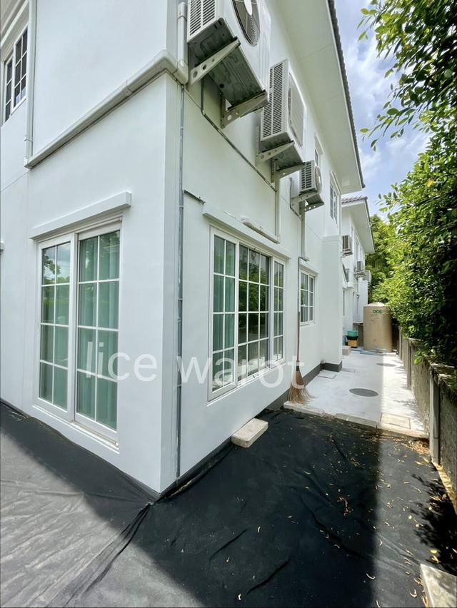 บ้านแฝด ไม่มีบ้านตรงข้าม(เจ้าของขายเอง) หมู่บ้านโกลเด้นนีโอ ศิริราช – ราชพฤกษ 5
