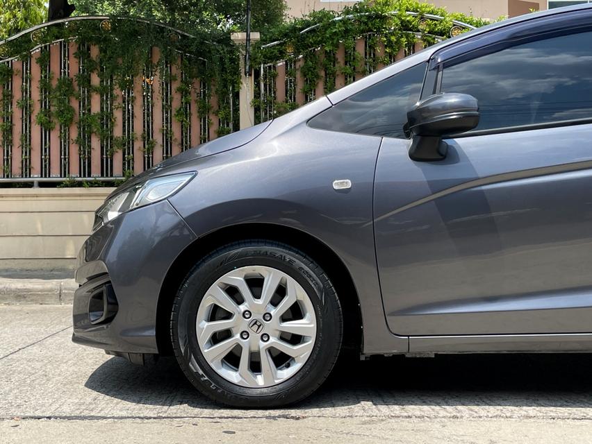 HONDA JAZZ 1.5 V+ (MNC) ปี 2018 AUTO สีMODERN STEEL METALLIC รูปที่ 6