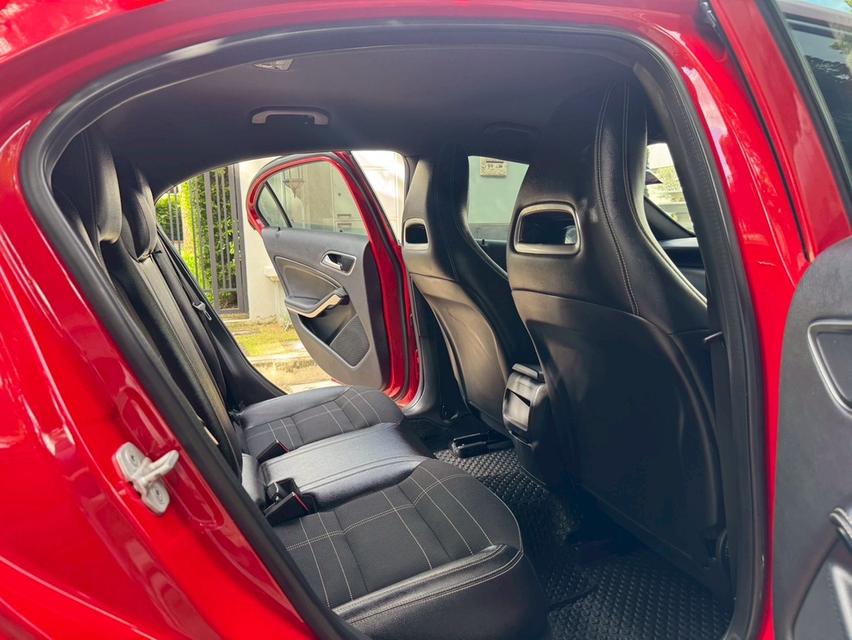 รหัสรถ AVA2947 🌈 Benz A180 W176 AMG Top  ปี 2014 15
