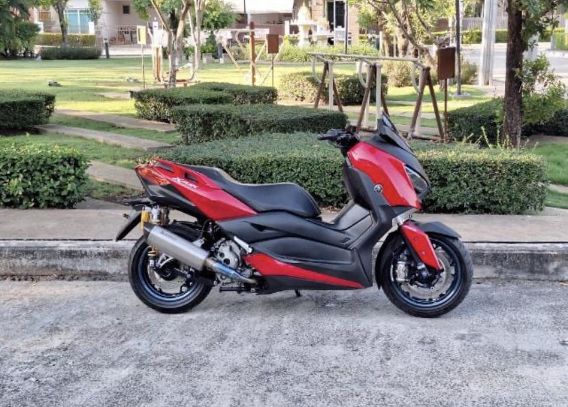 ขาย Yamaha Xmax 300 สีแดงดำ 3